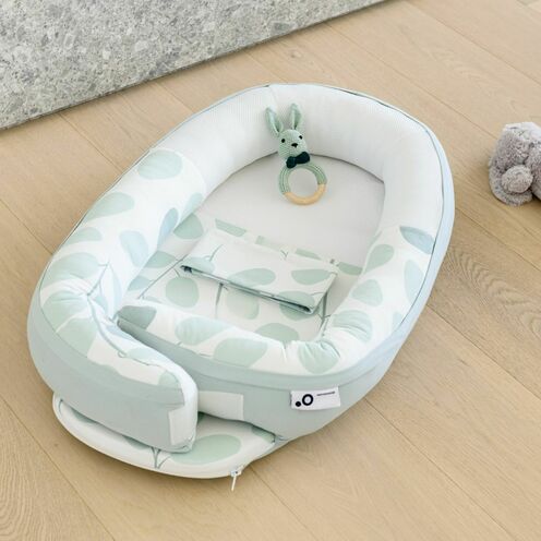 Réducteur de lit Doomoo Cocoon Leaves Aqua Green - BABYMOOV