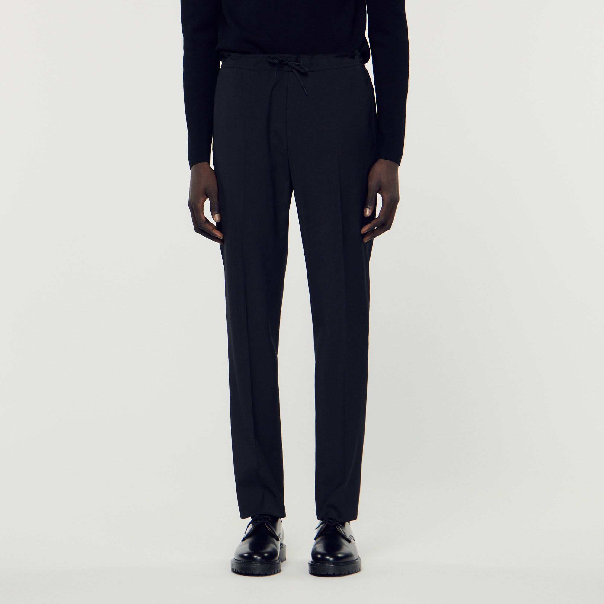 Pantalon á ceinture elastiquee