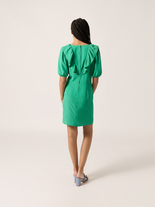Robe courte à manches courtes
