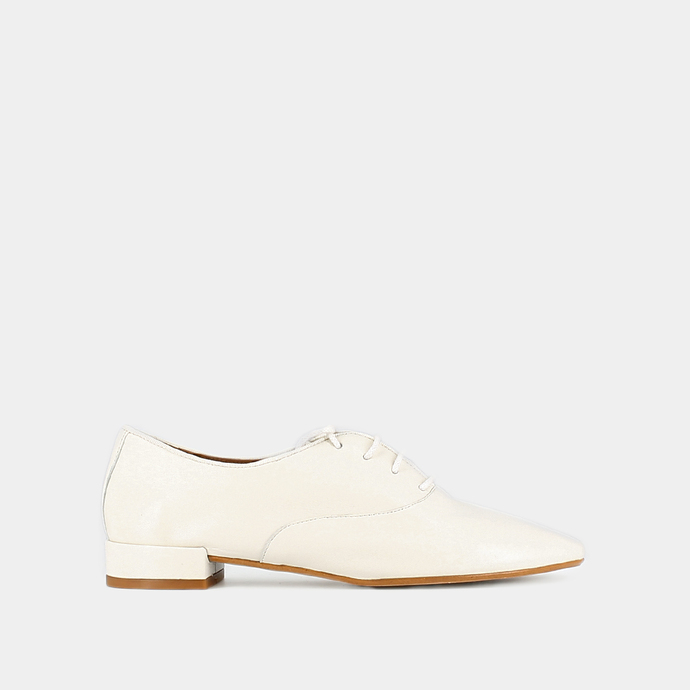 Derbies à talons plats  en cuir écru