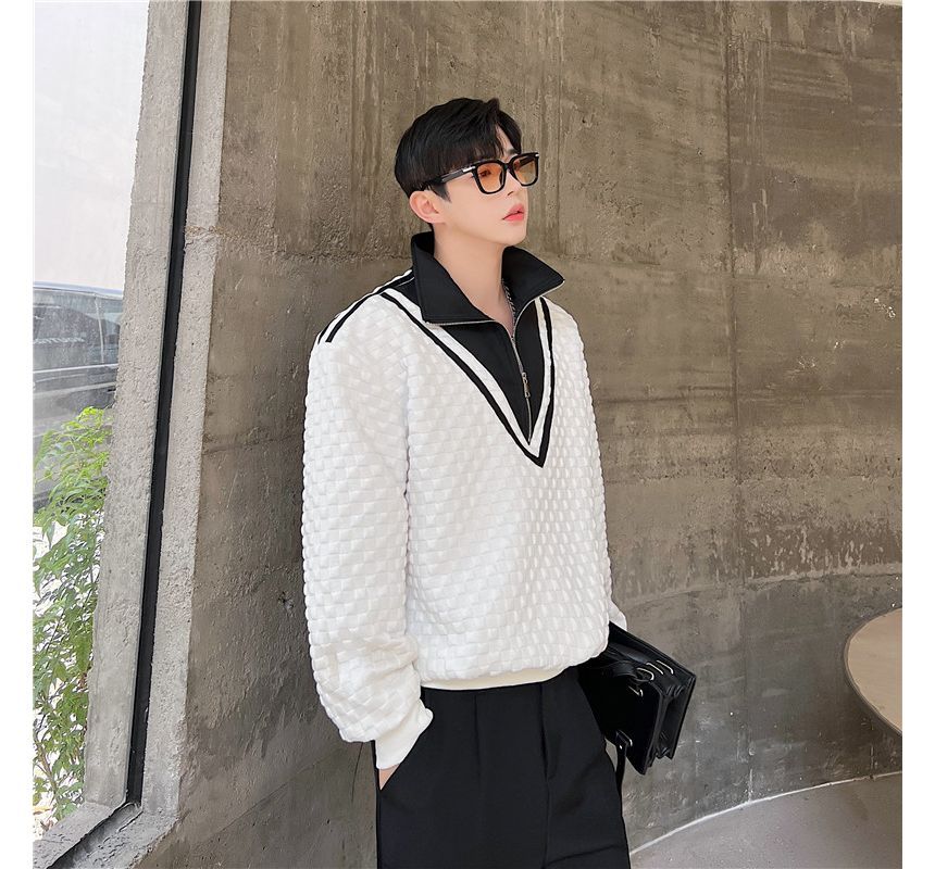 Patow - Mock Two-Piece Turtleneck Two Tone Half-Zip Sweatshirt