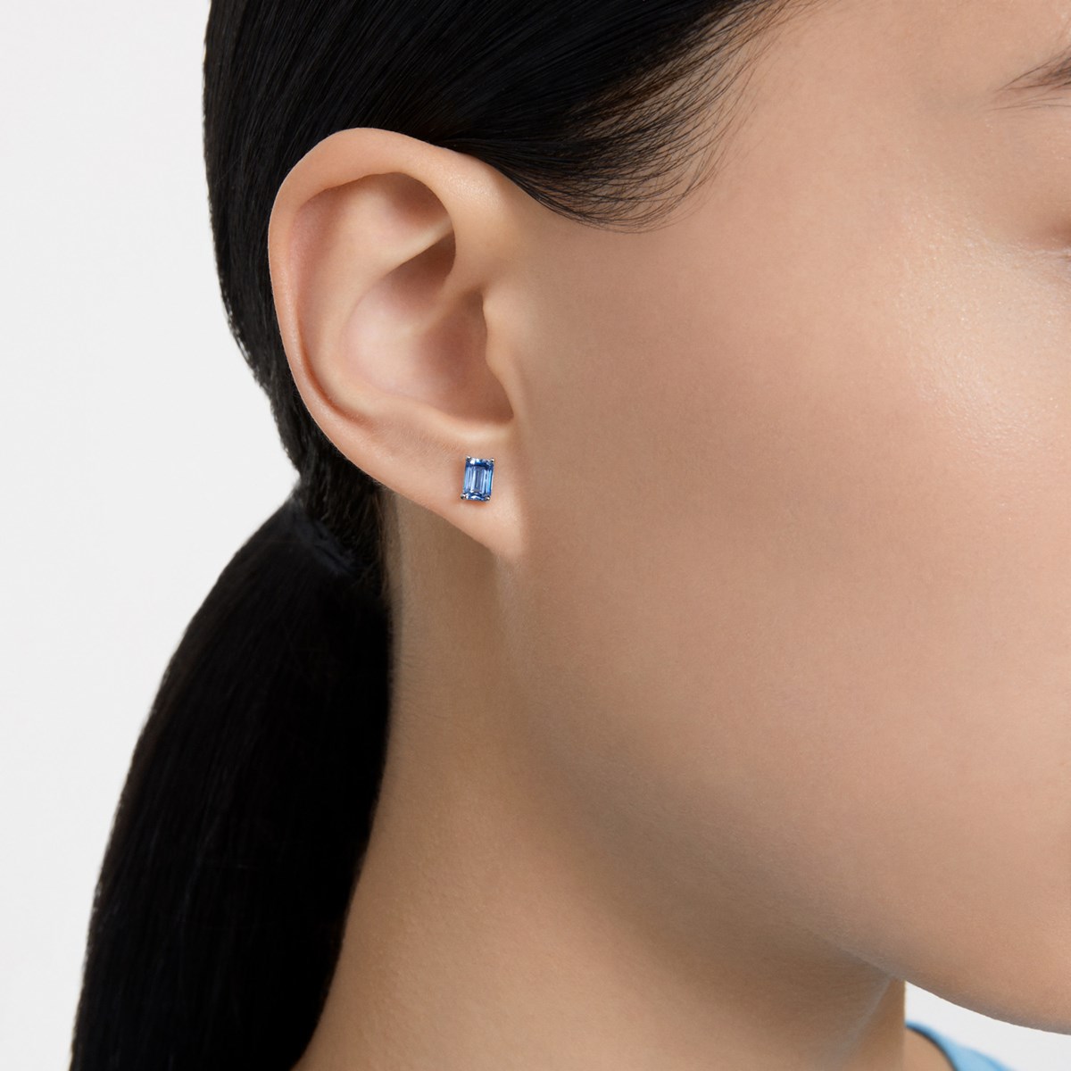Boucles d'oreilles clous Swarovski Stilla bleues