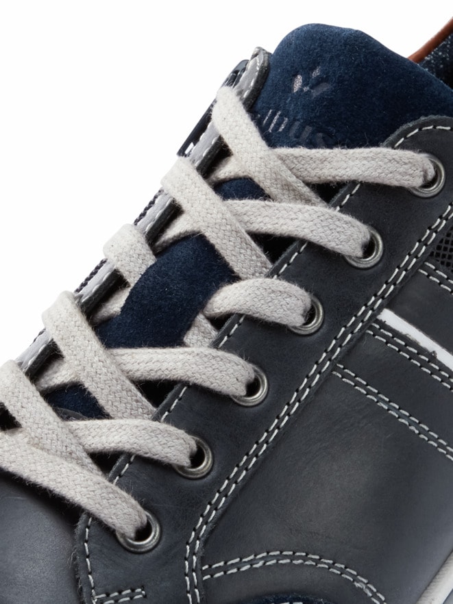 Auf Achse Sneaker