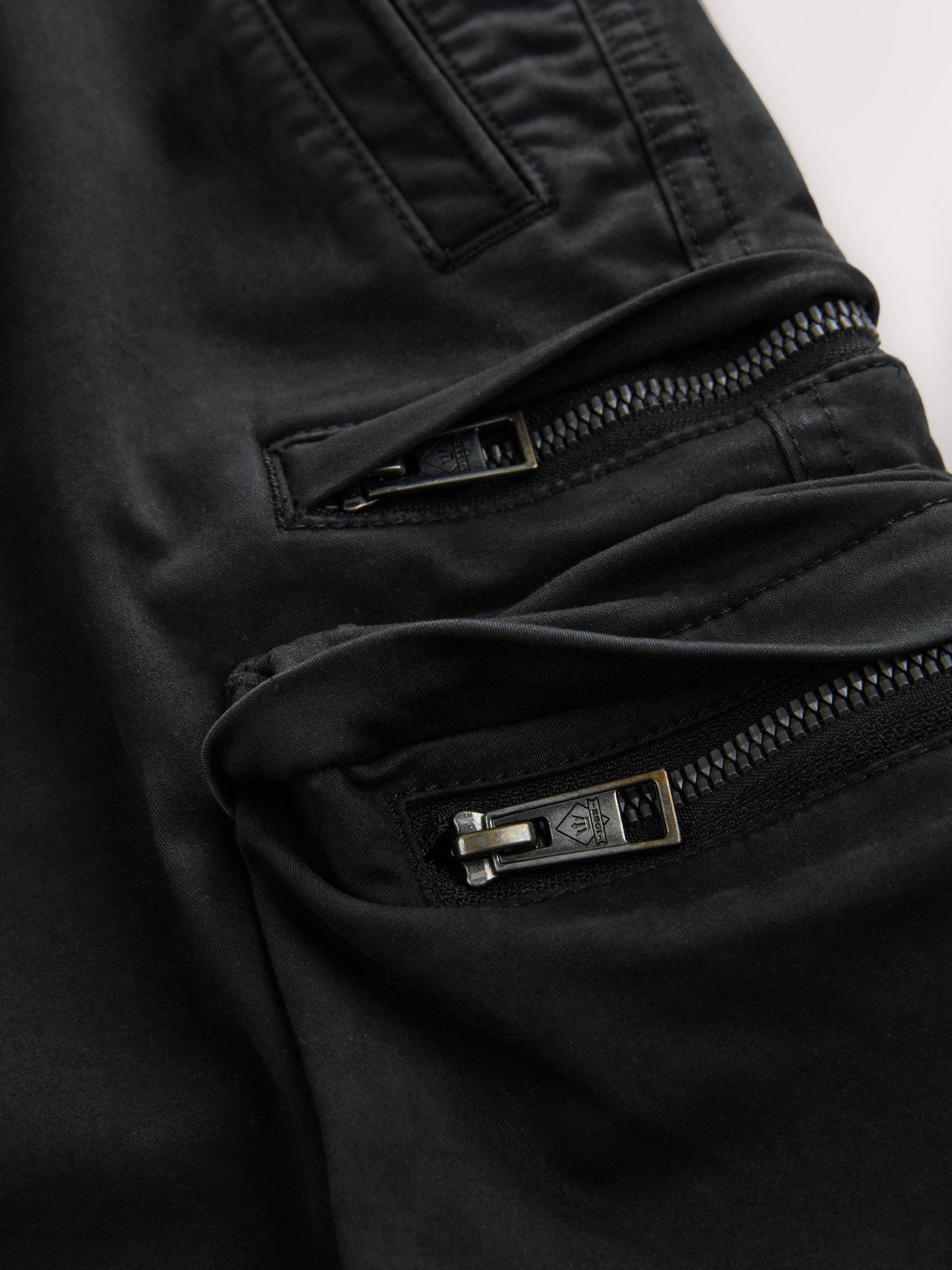 Zwart - Cargoshorts met 5 zakken
