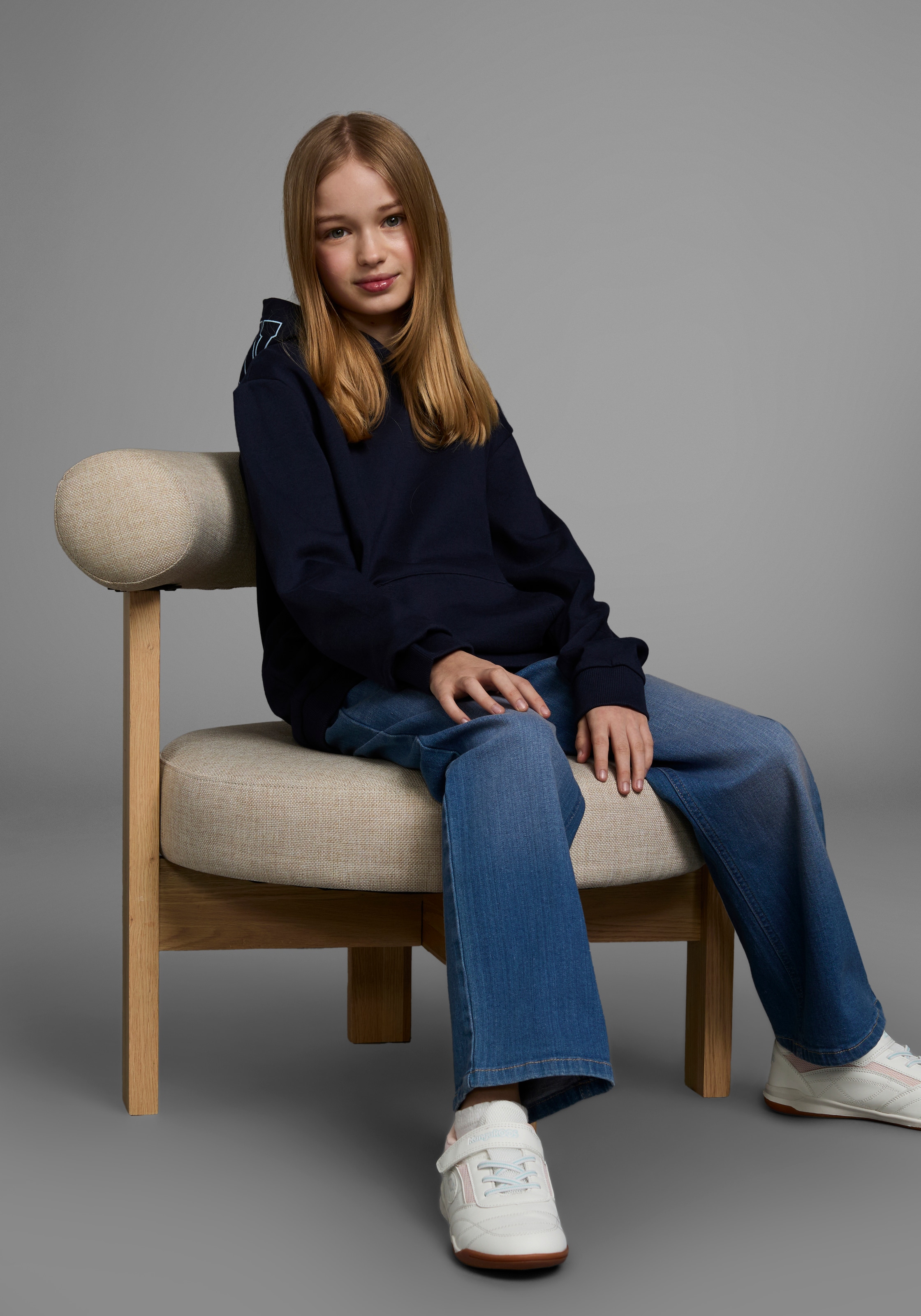 KIDSWORLD Kapuzensweatshirt », Hoodie mit Print auf der Kapuze«, Langarm,  weite Passform,  stylischer Druck,  Basic-Stil