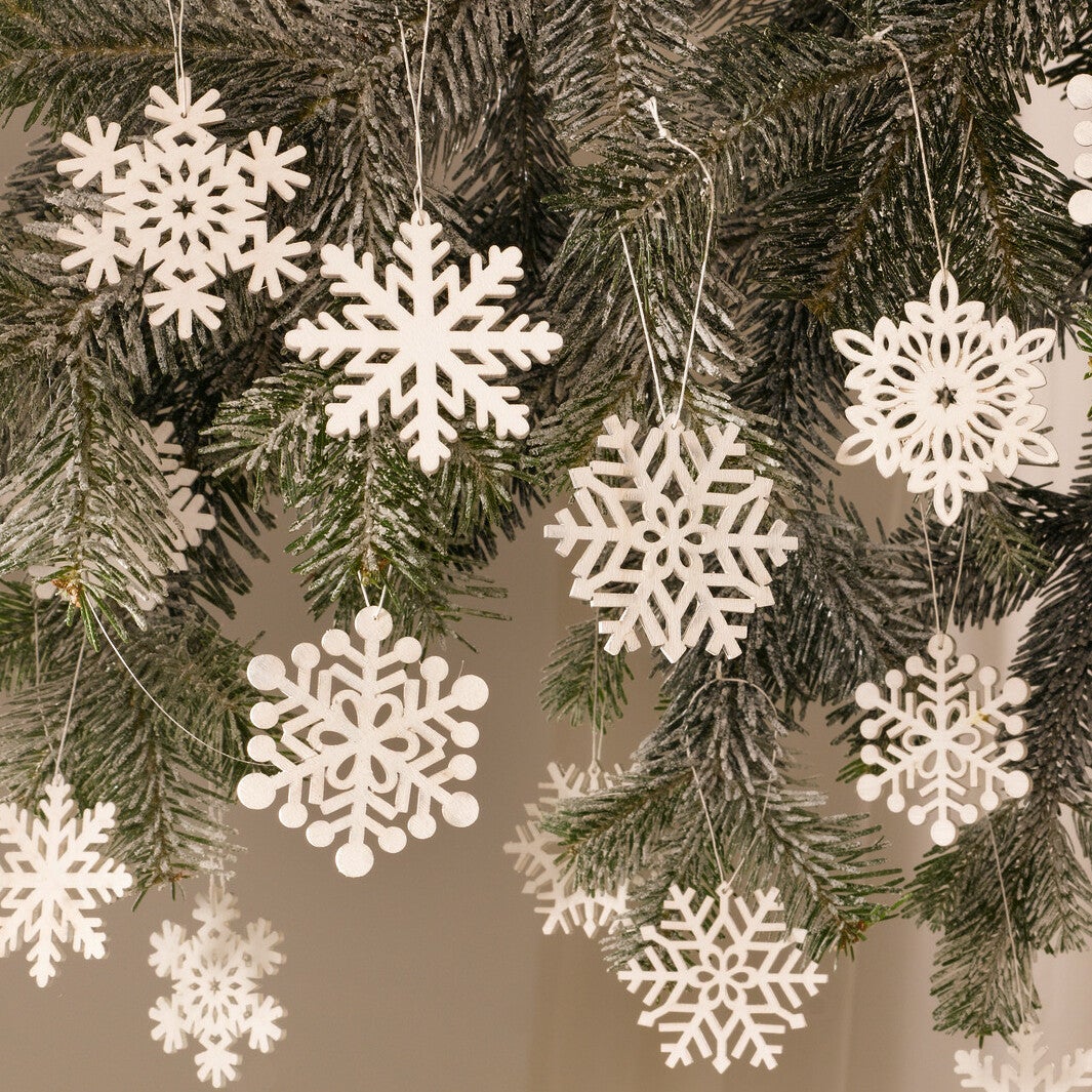 FRANK FLECHTWAREN | Sneeuwvlokhangers, set van 18, Ø 7 cm, HOUT