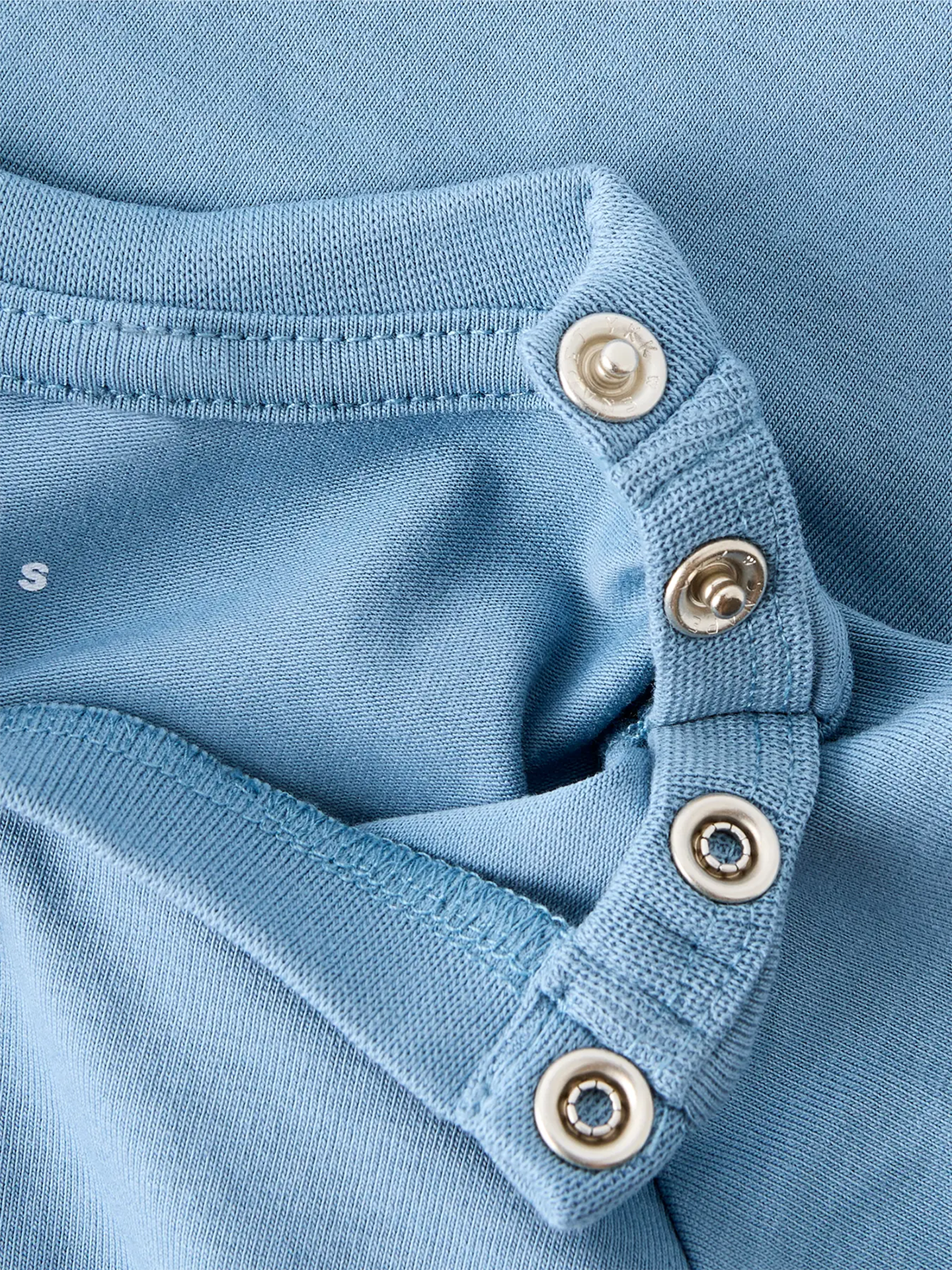 Vacion Long Sleeve Body Box