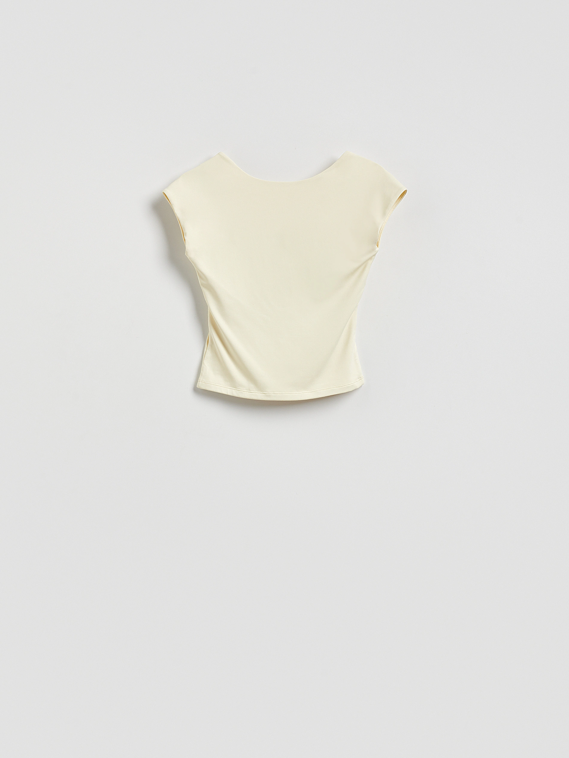 T-Shirt mit Rückenausschnitt