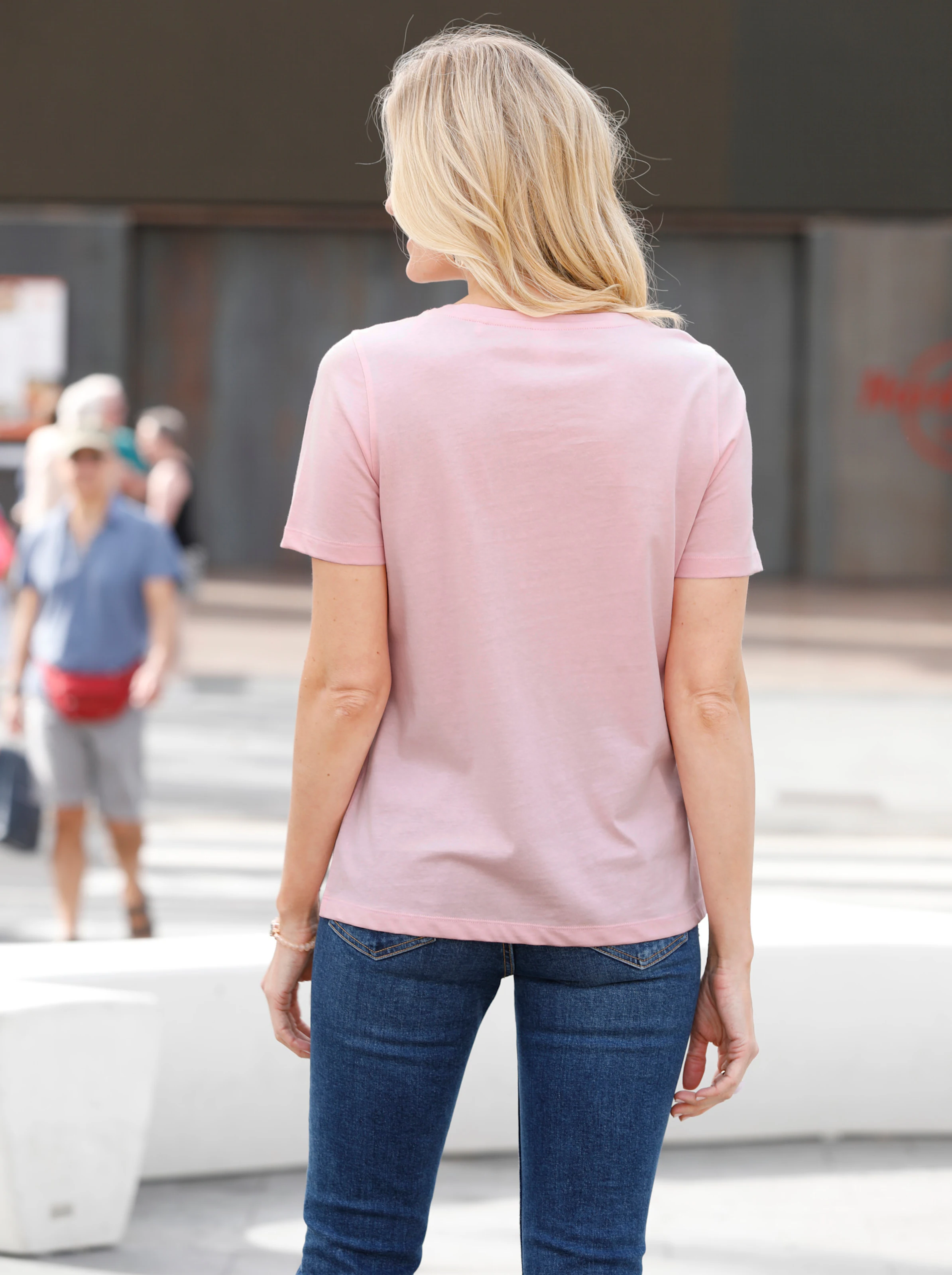 Kurzarmshirt in rosé-bedruckt
