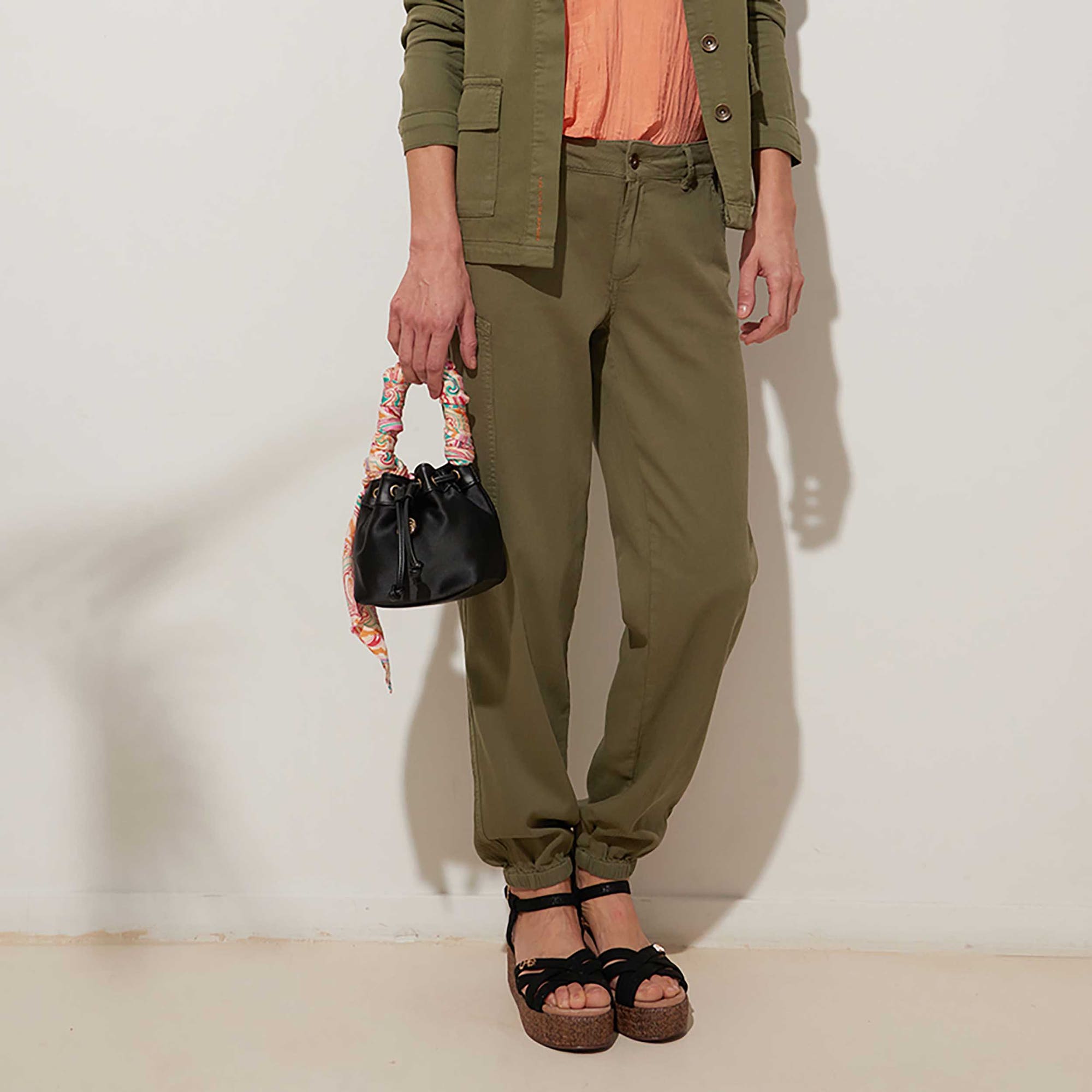Pantalon Femme kaki
