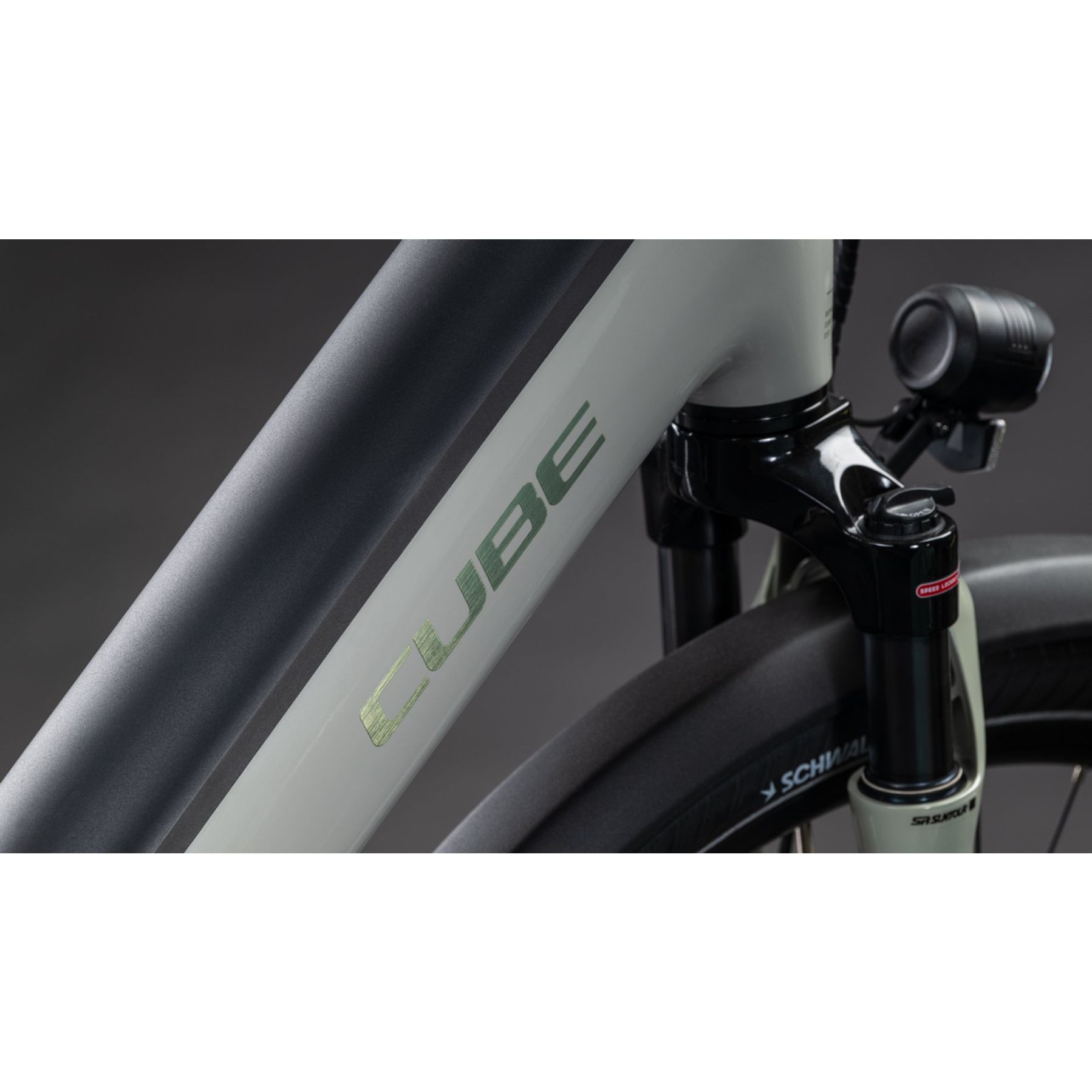 Cube Supreme Hybrid Deluxe One 2026