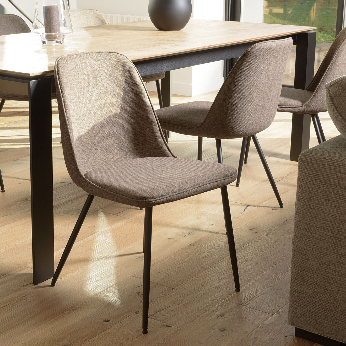 Macabane 2 Chaises en Tissu Tom dossier droit marron - 47x60x81 cm