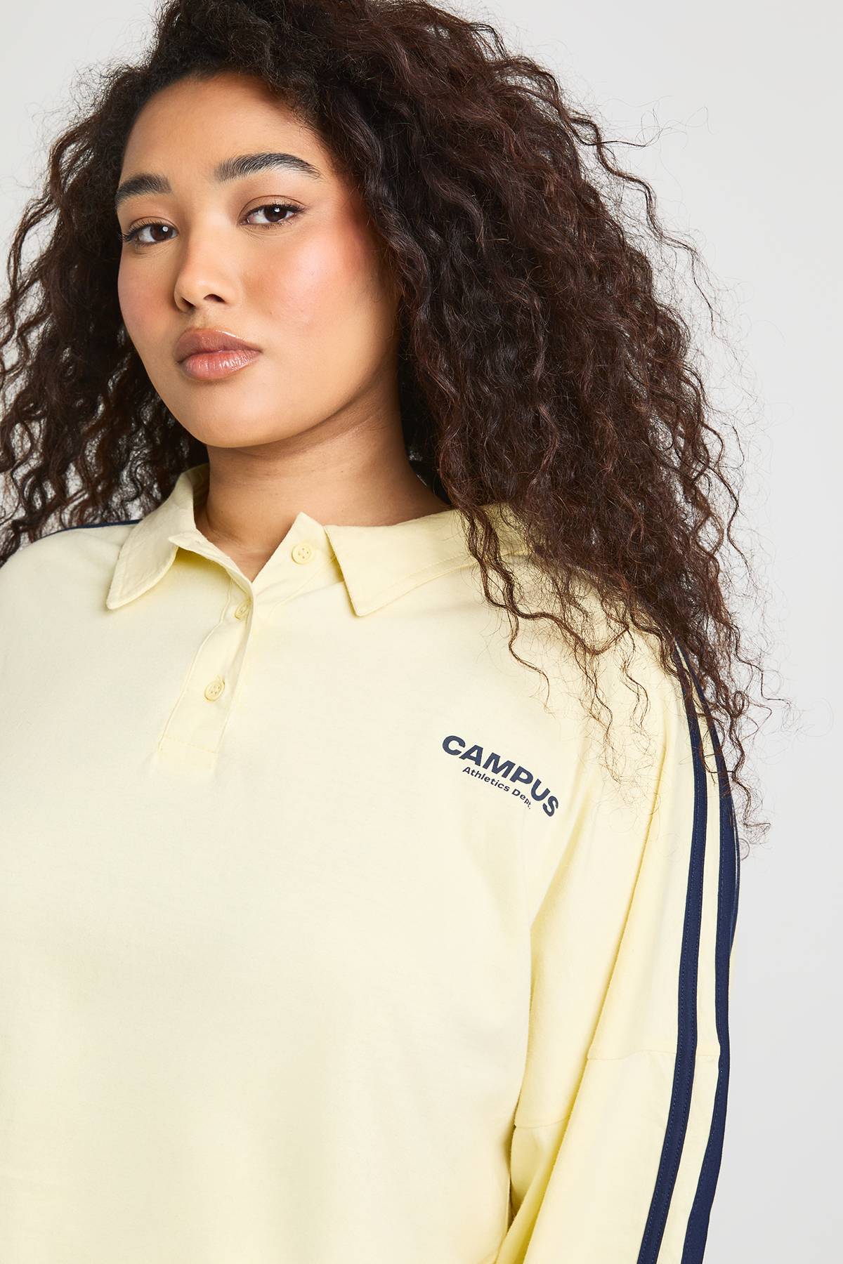 boohoo Sweatshirt Grande Taille À Manches Longues