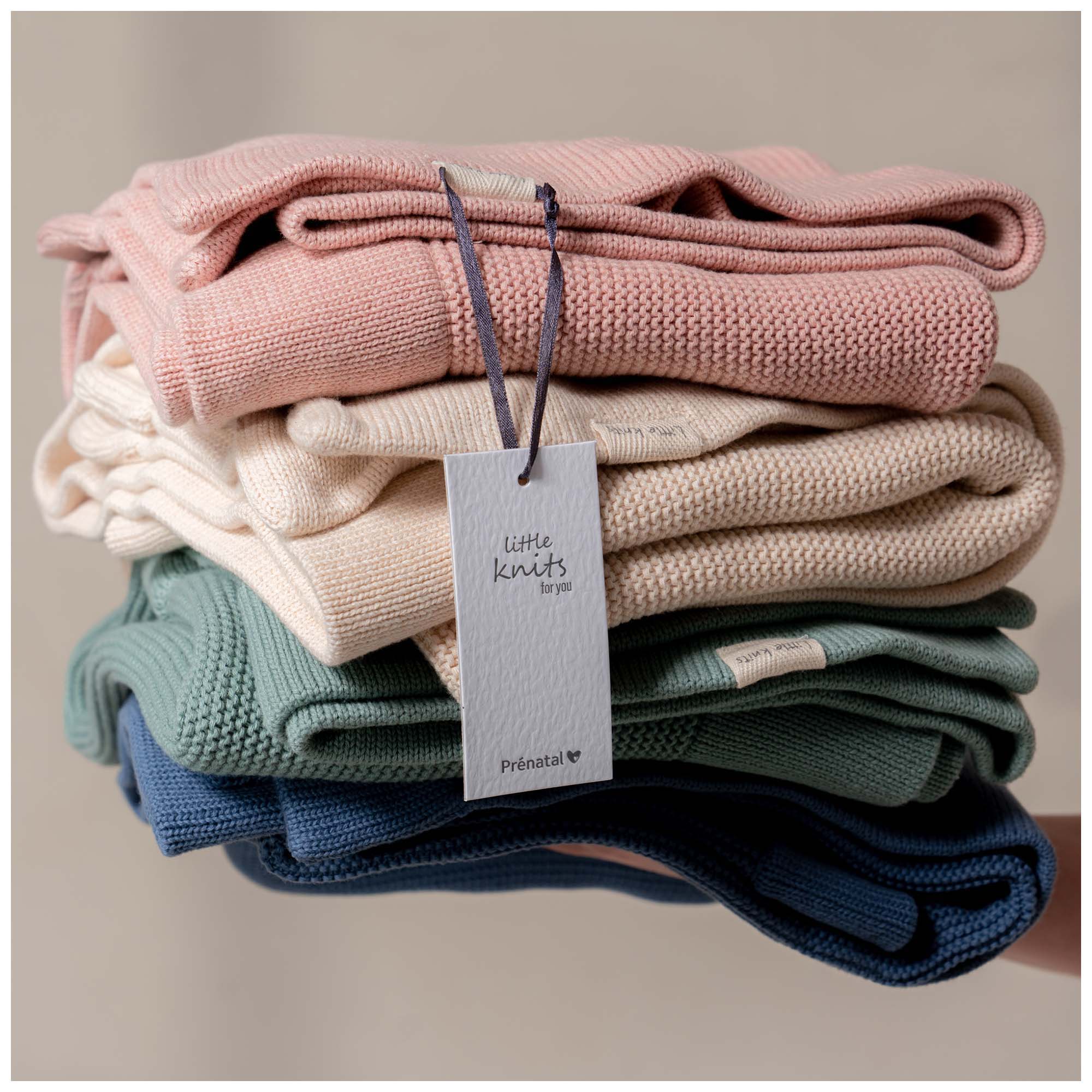 Prénatal wiegdeken Little Knits blauw