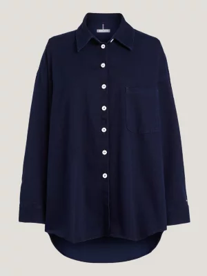 Camisa jeans oversized e folgada