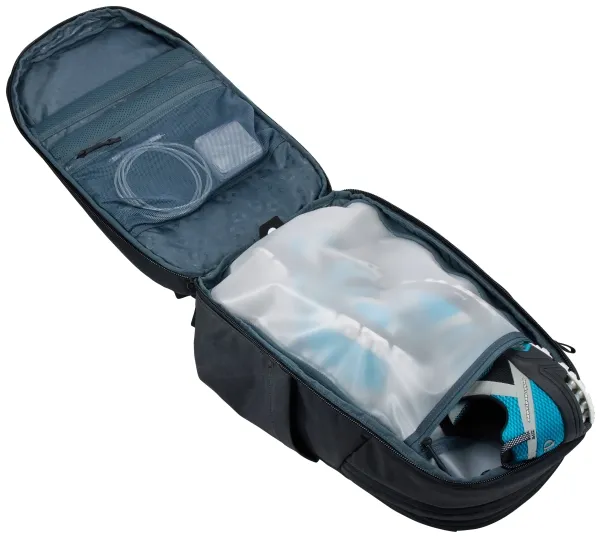 Thule Aion - Rygsæk - 28L - vokset P600 polyesterkanvas - sort