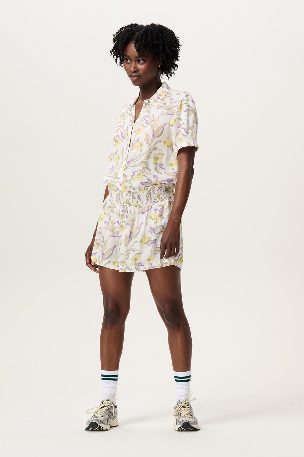 Noppies Maternity Shorts Kasia - Big Flower Print