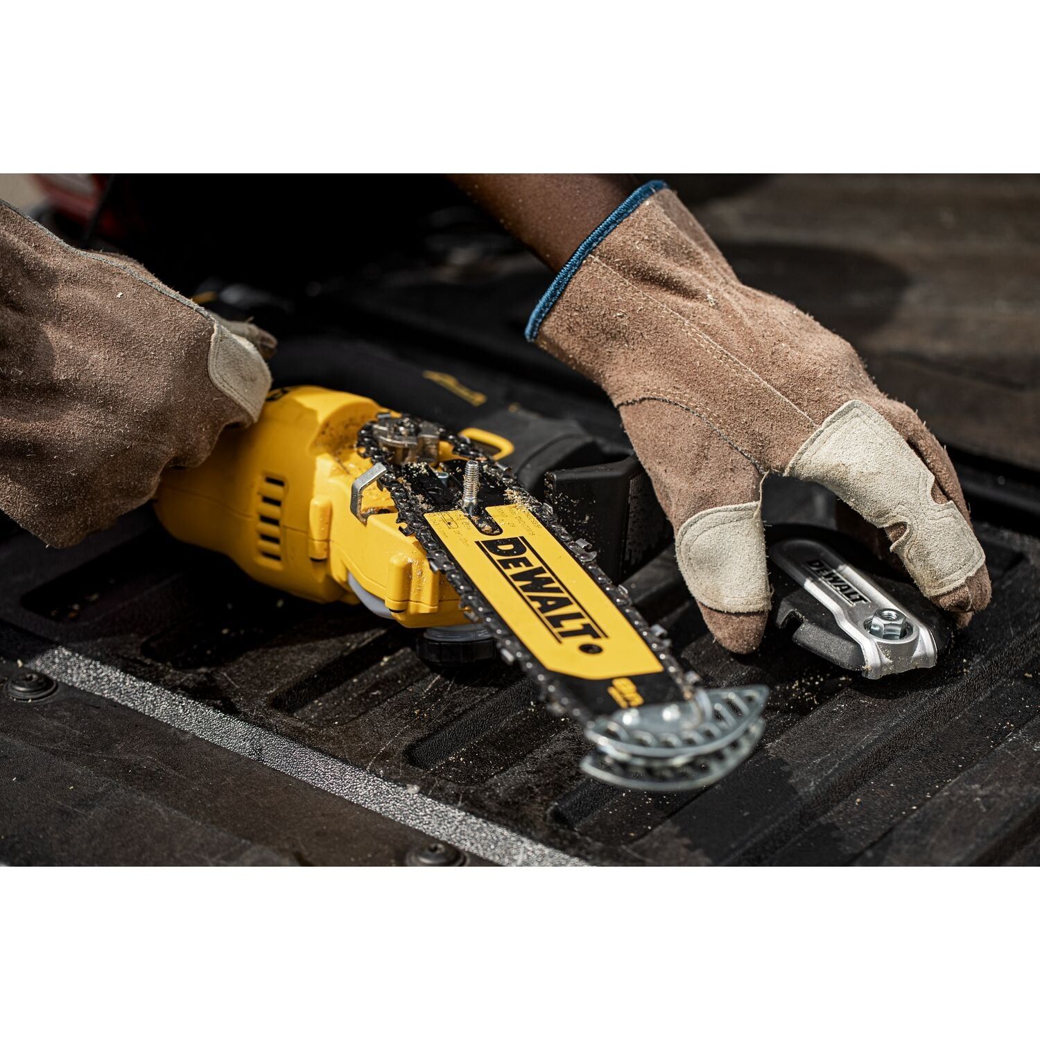 DeWALT DCMPS520N Accu snoeizaag 20cm 18V XR Basic Body