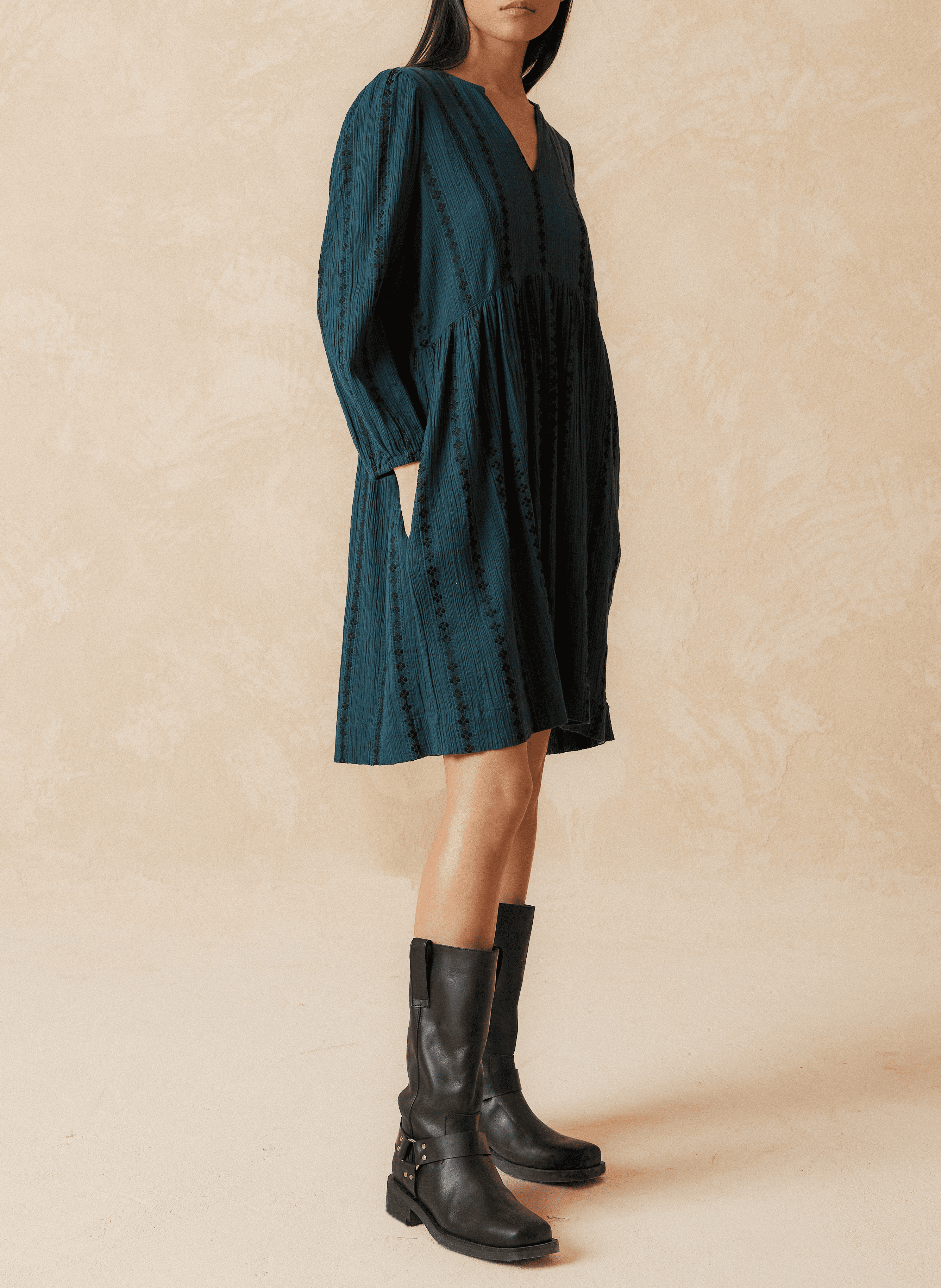 Robe courte ample col V jacquard en coton mélangé | Bleu