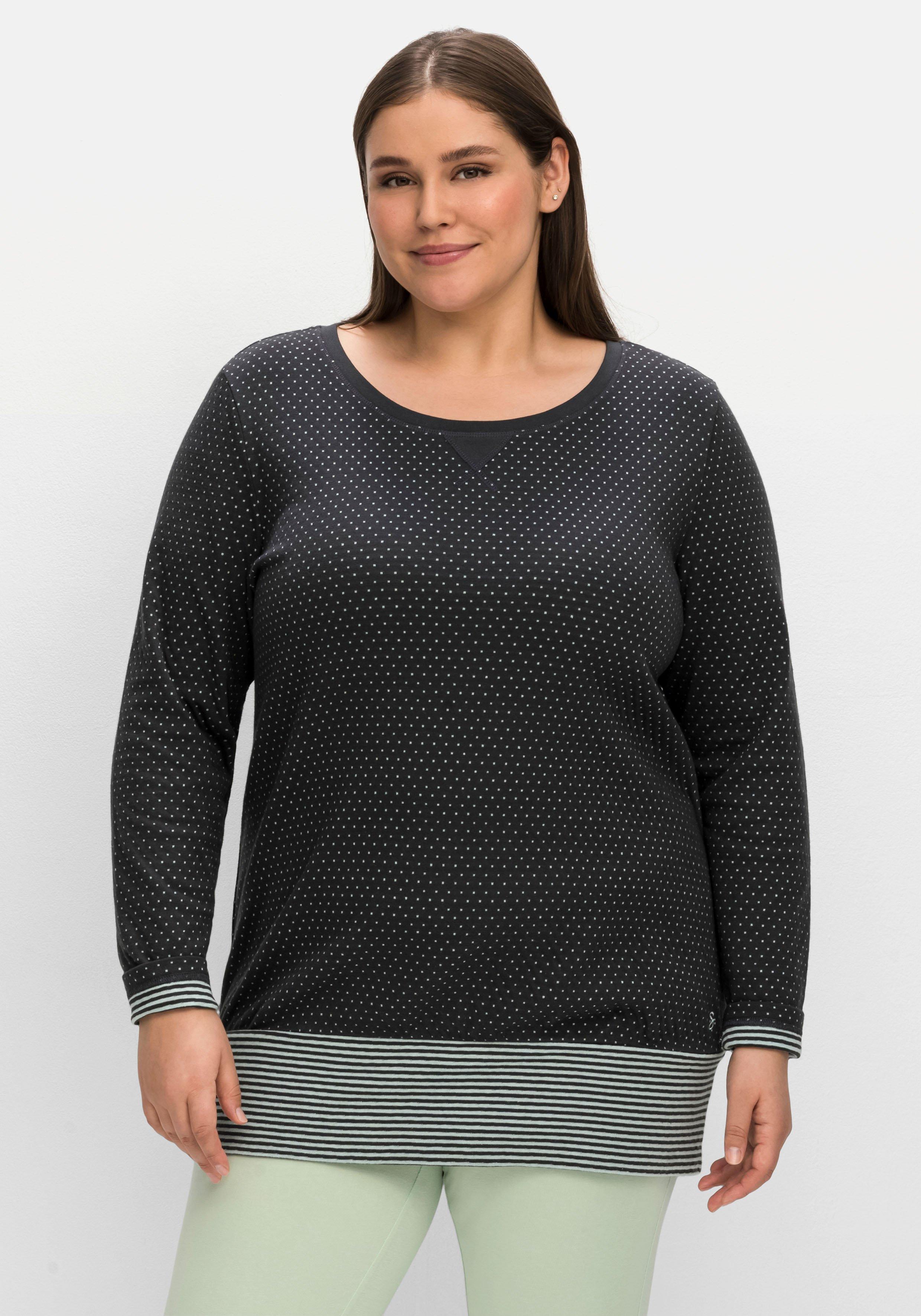 Longshirt im Mustermix, mit breitem Saum