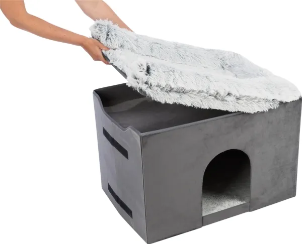 Trixie Harvey cave with steps, 119 × 47 × 50 cm, grey/white-black