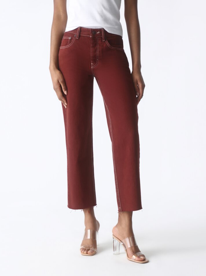 Calça jeans reta com rasgos - Caldero