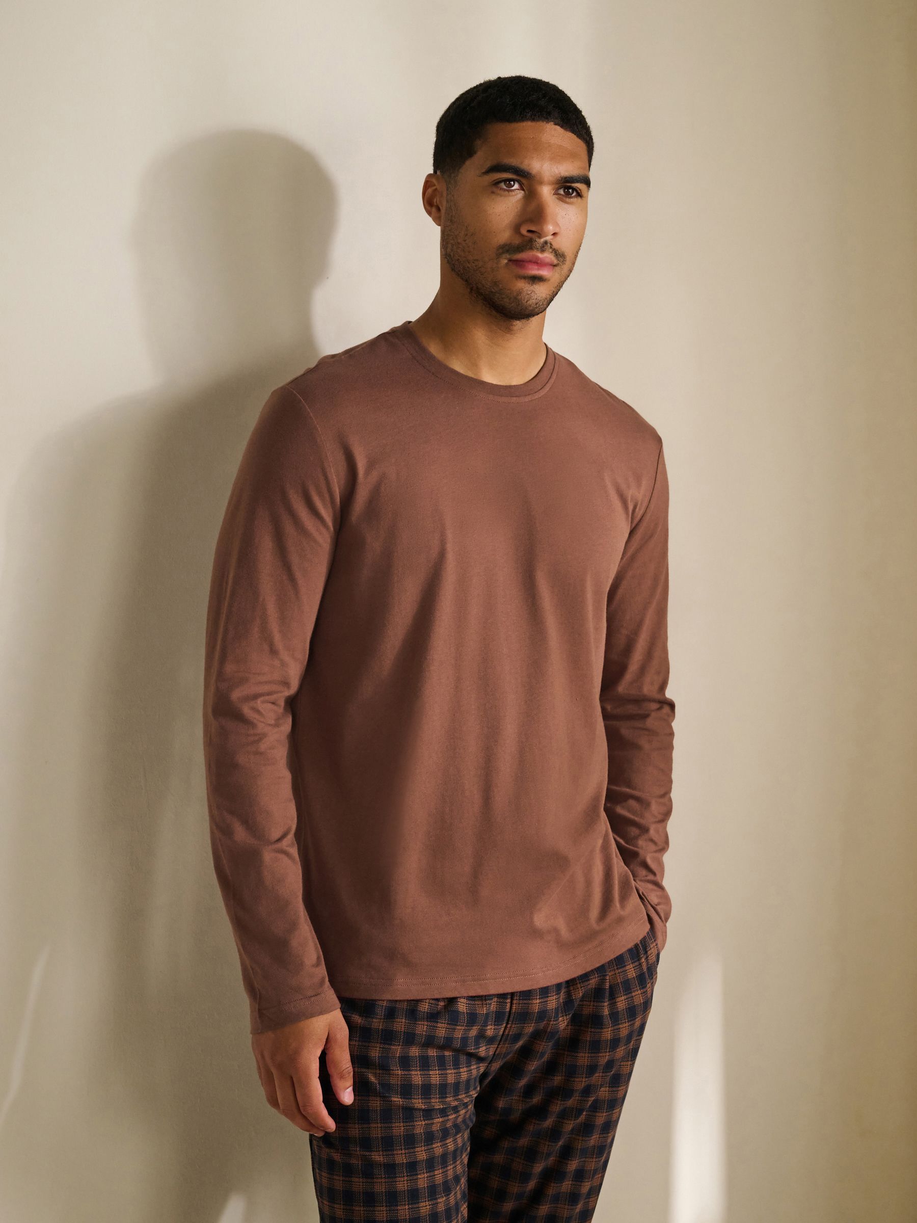Roestbruin/marineblauw - Ruit Motionflex behaaglijke pyjama met lange mouwen en boorden