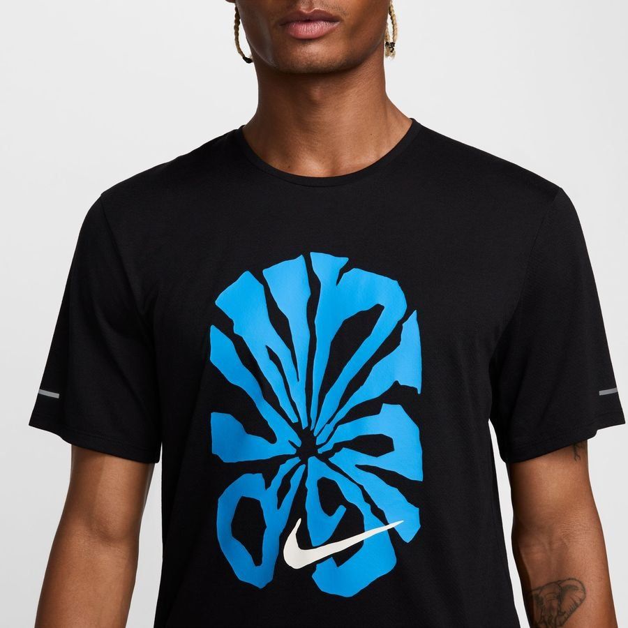 Nike T-shirt Running Rise 365 Run Energy - Noir/Blanc