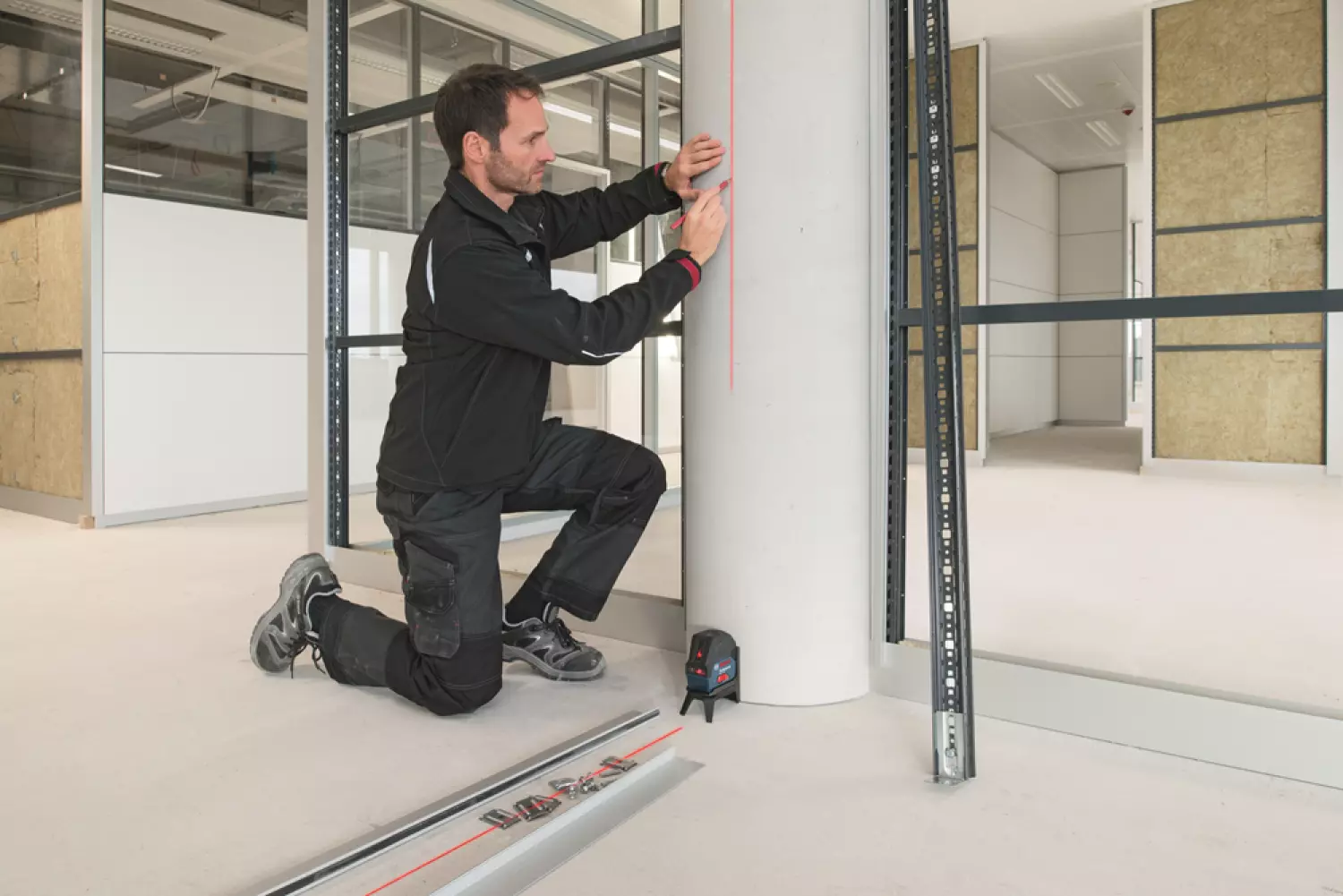 Bosch GCL 2-15 Kruislijnlaser met loodlijnfunctie in tas - 15m