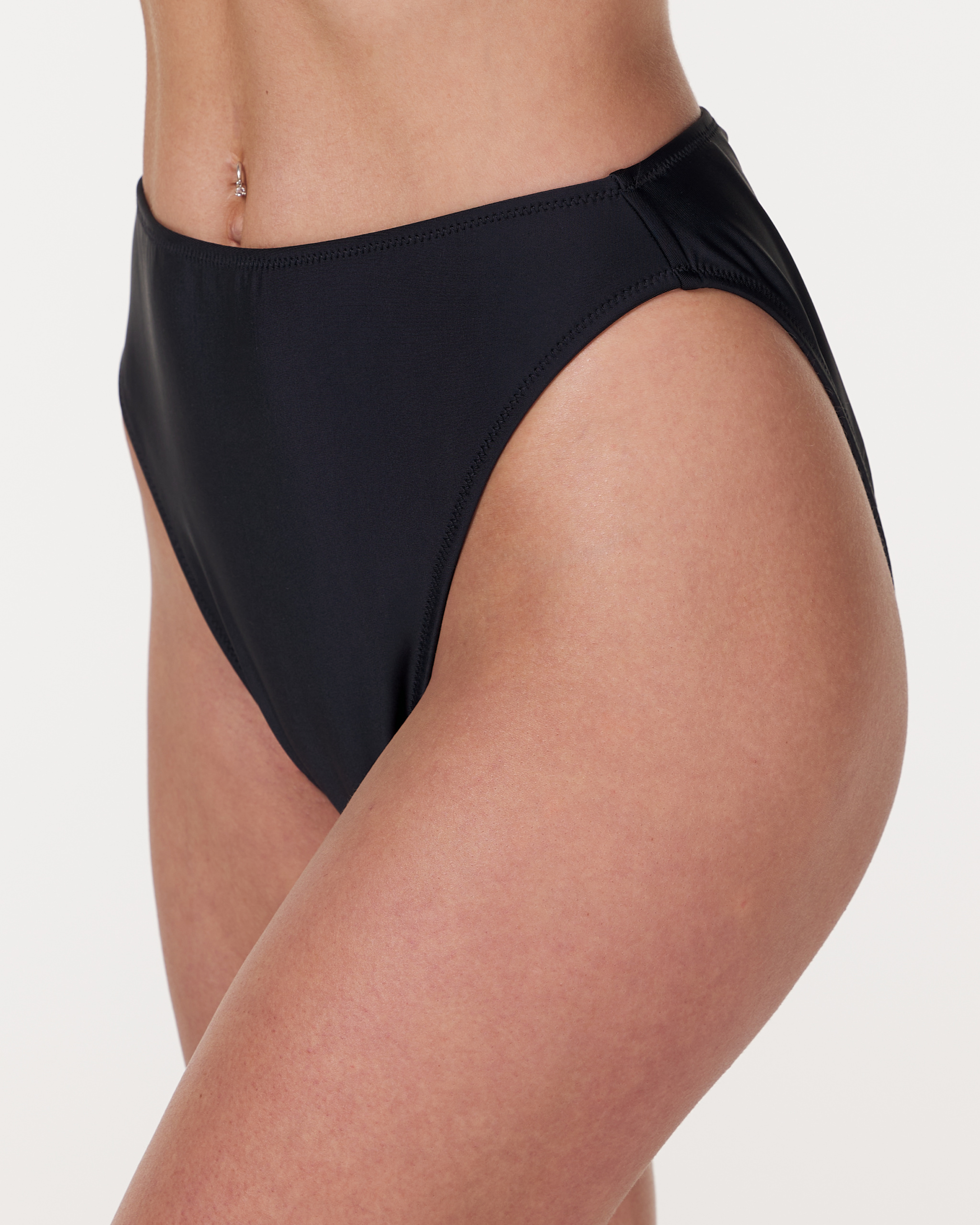 Weightless BIKINI SET  Magela Triangle + Panty - Black