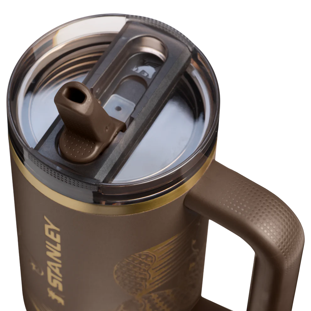 Quencher® ProTour Flip Straw Tumbler | 0.89L