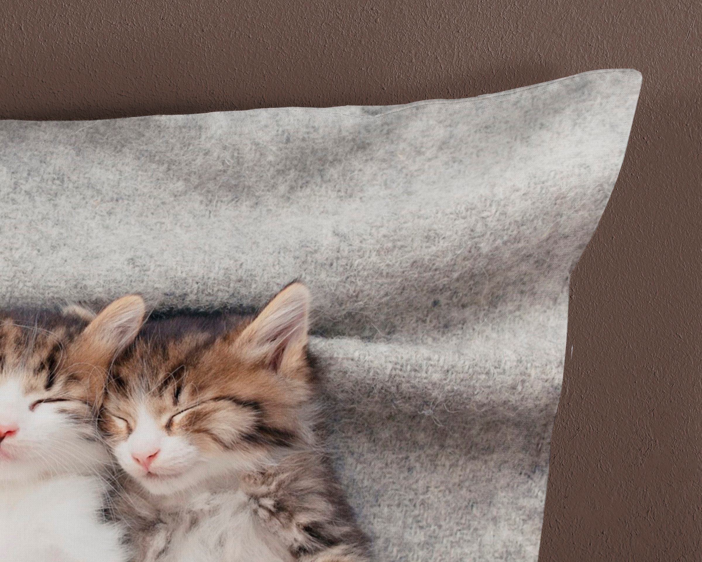 PURE luxury collection Kinderbettwäsche »Snooze« 2 Stk. tlg. Mikrofaser, 135x200, Pflegeleicht, Reissverschluss, Wende, Kind, Katze