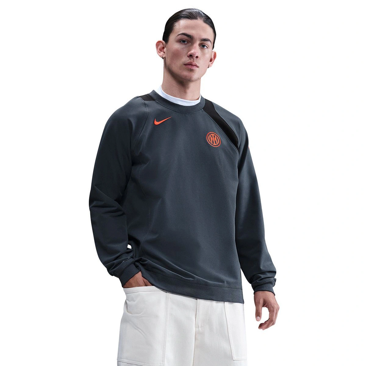Sweatshirt Nike Inter de Milão  Fanswear 2025-2026