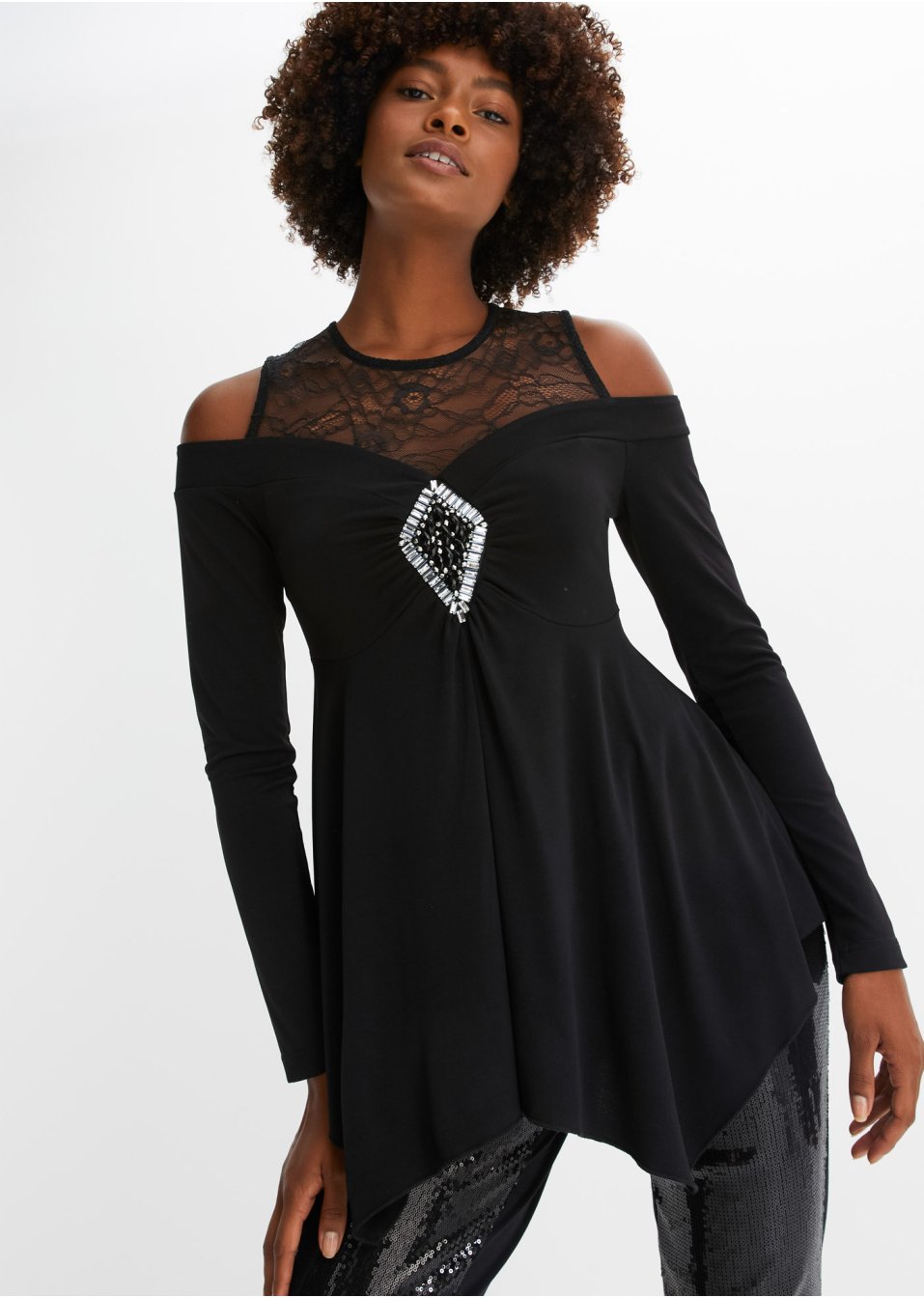 T-shirt manches longues épaules dénudées avec empiècement dentelle