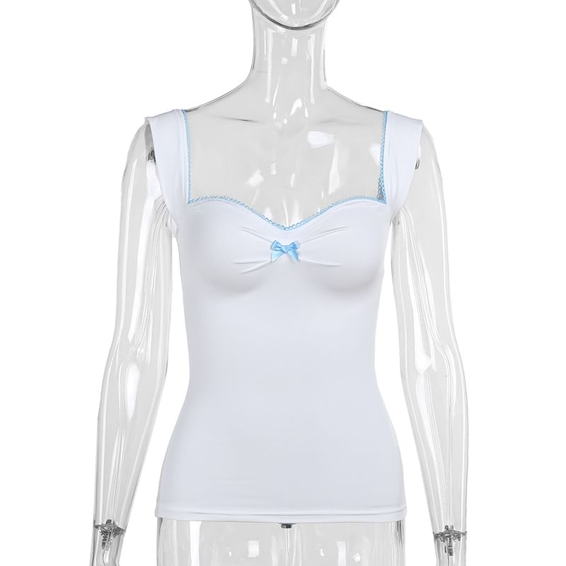 Trisica - Queen Anne hals, kanten rand, strikaccent tanktop