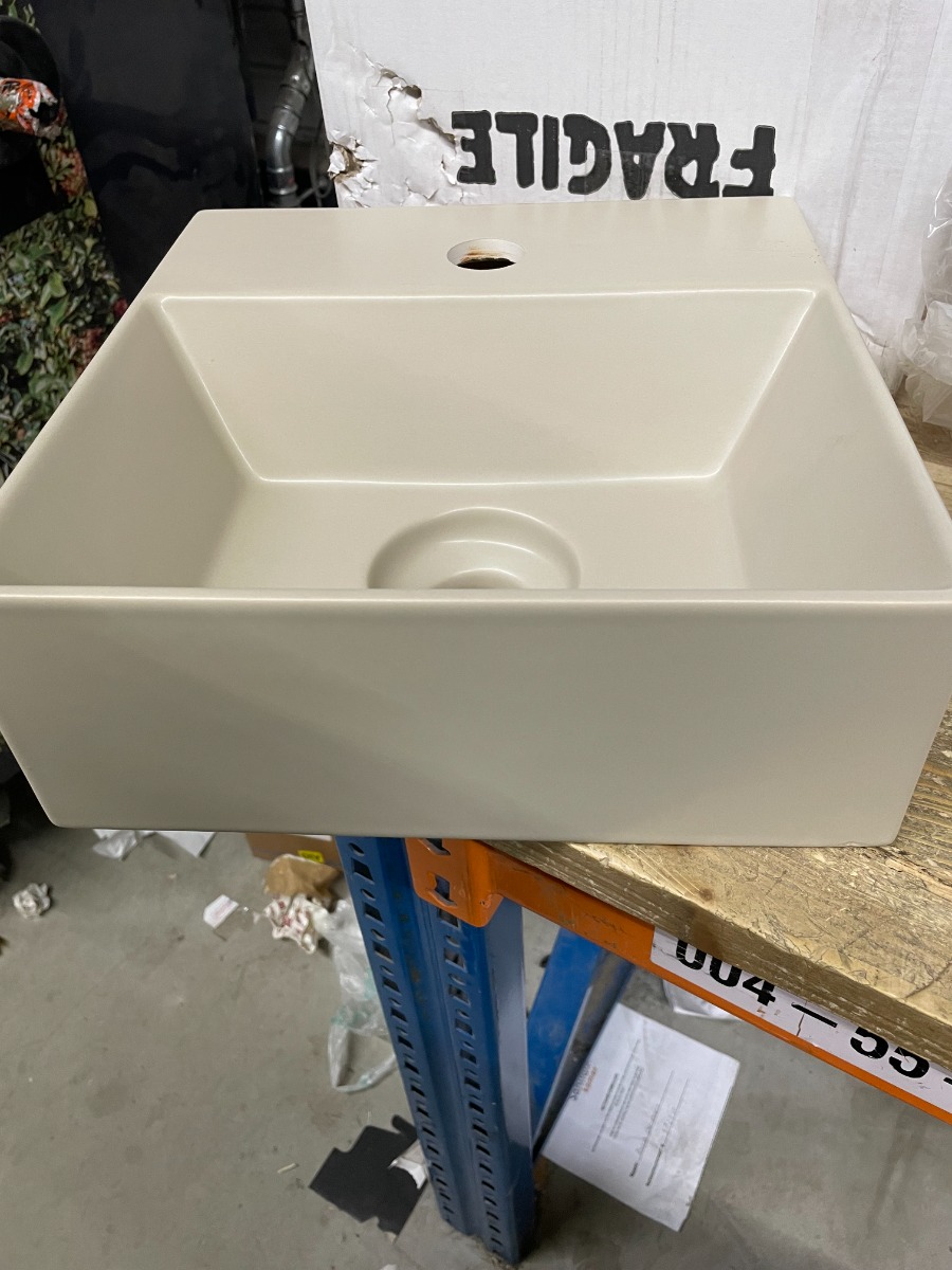 SCHADEMODEL: Salenzi Spy Fontein met clickwaste 30x30 cm mat taupe