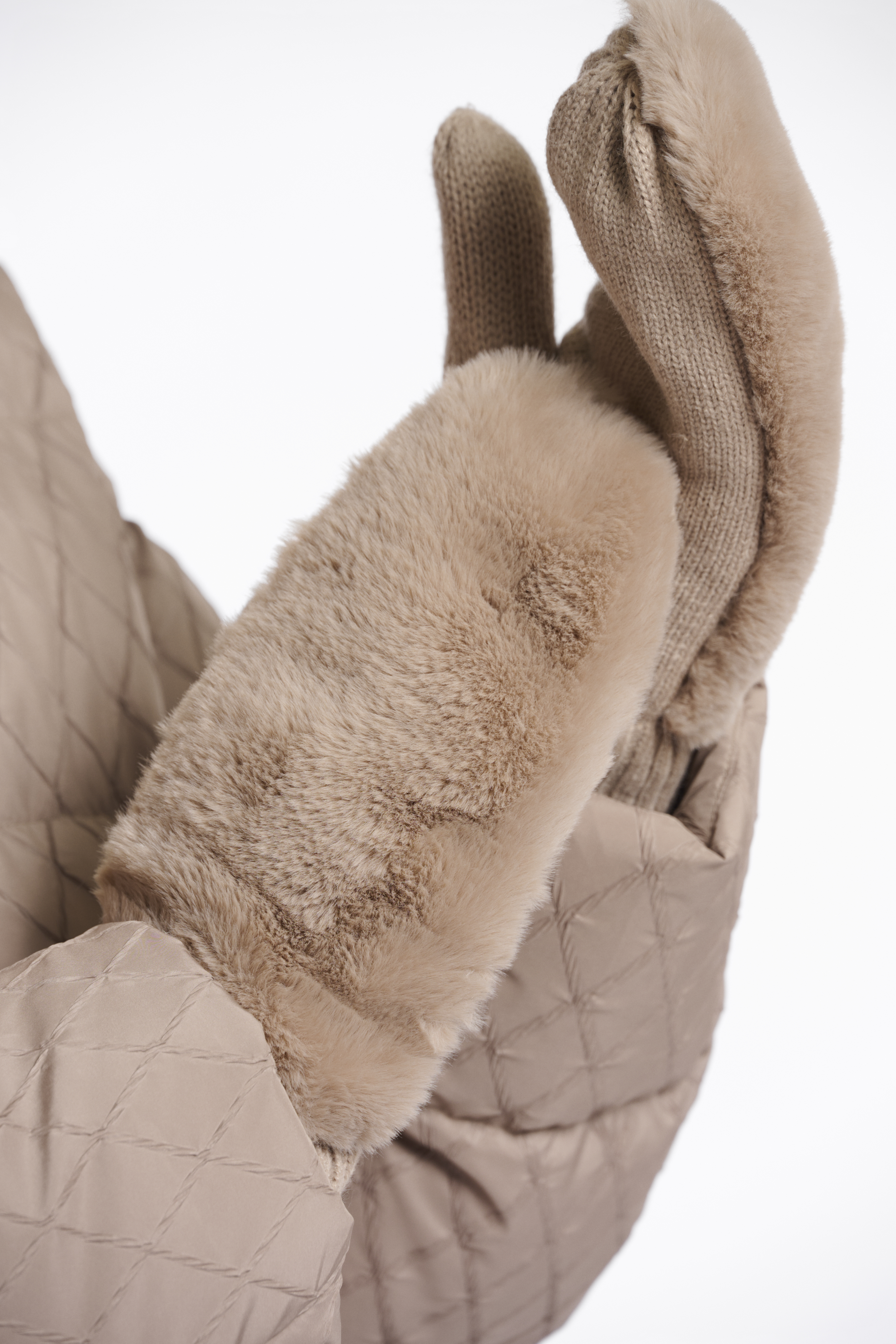 Rino & Pelle - Oxo Faux Fur Gloves - Oat