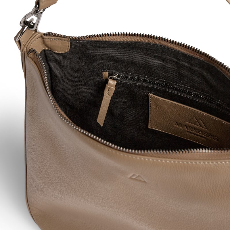 Markberg<br>Crossbody Akari