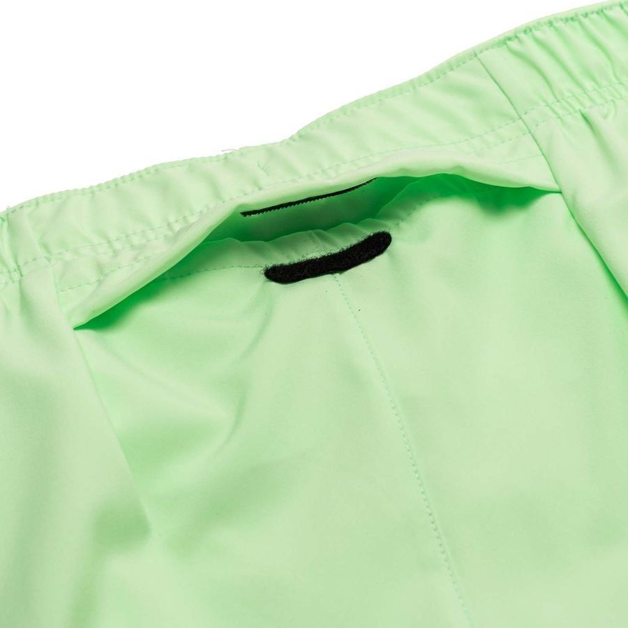 Nike Short d'Entraînement Dri-FIT Challenger 5'' Brief - Vert/Argenté