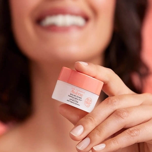 AVENE Intensiv Feuchtigkeitsspendender Lippenbalsam