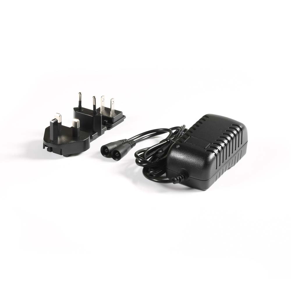 Macna - Chargeur 7.4 V