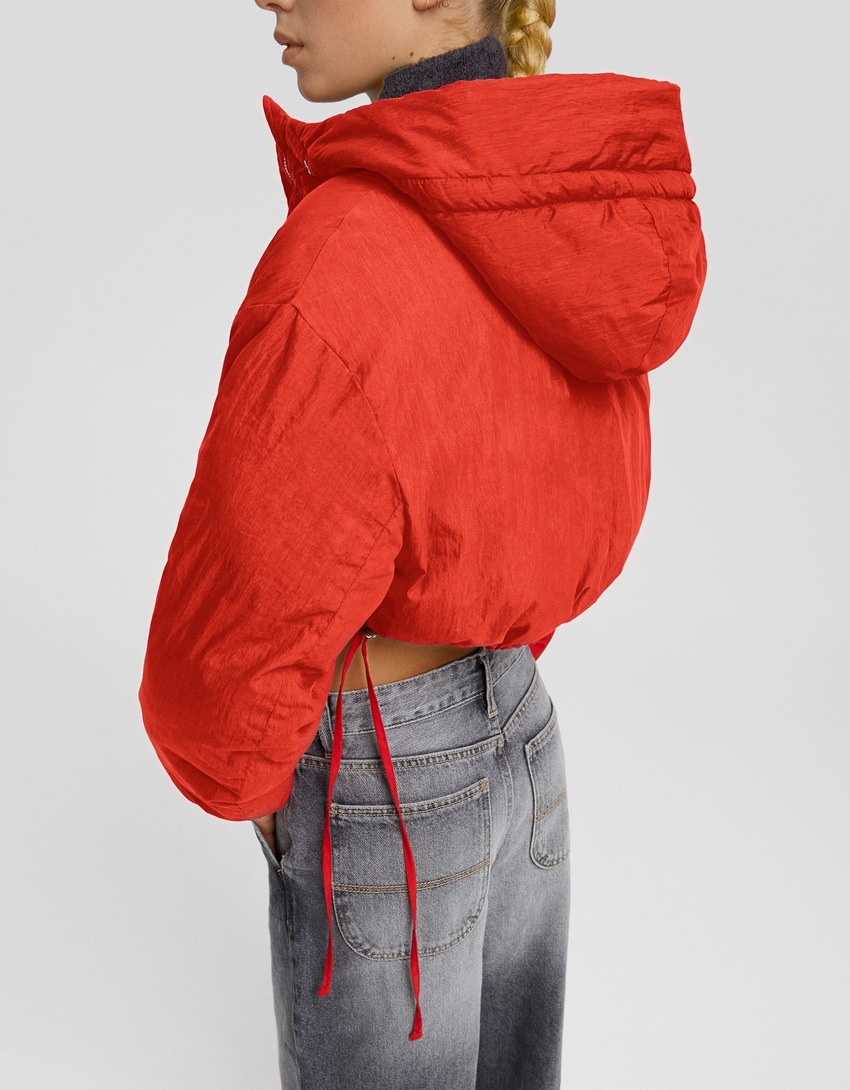 Jaqueta puffer com capuz