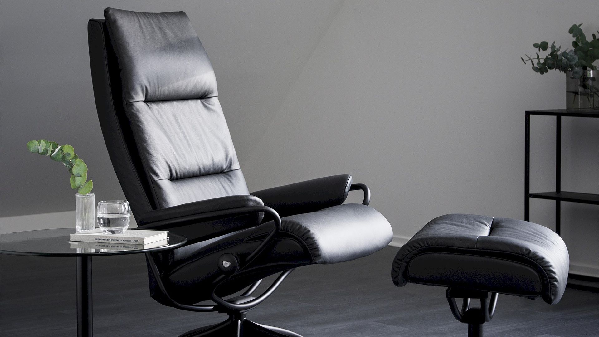 Stressless Tokyo Relaxfauteuil en Hocker