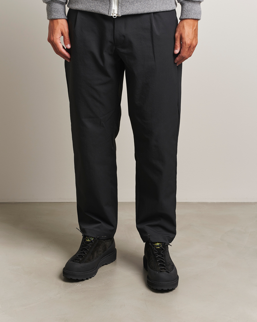 Stone Island Low Top Suede Sneakers Black