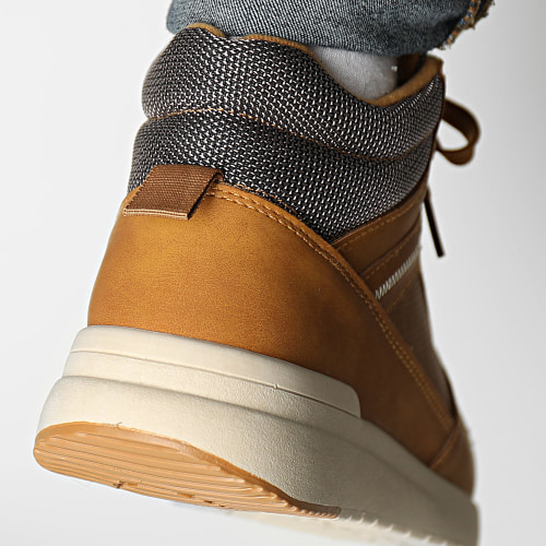 Baskets Camel