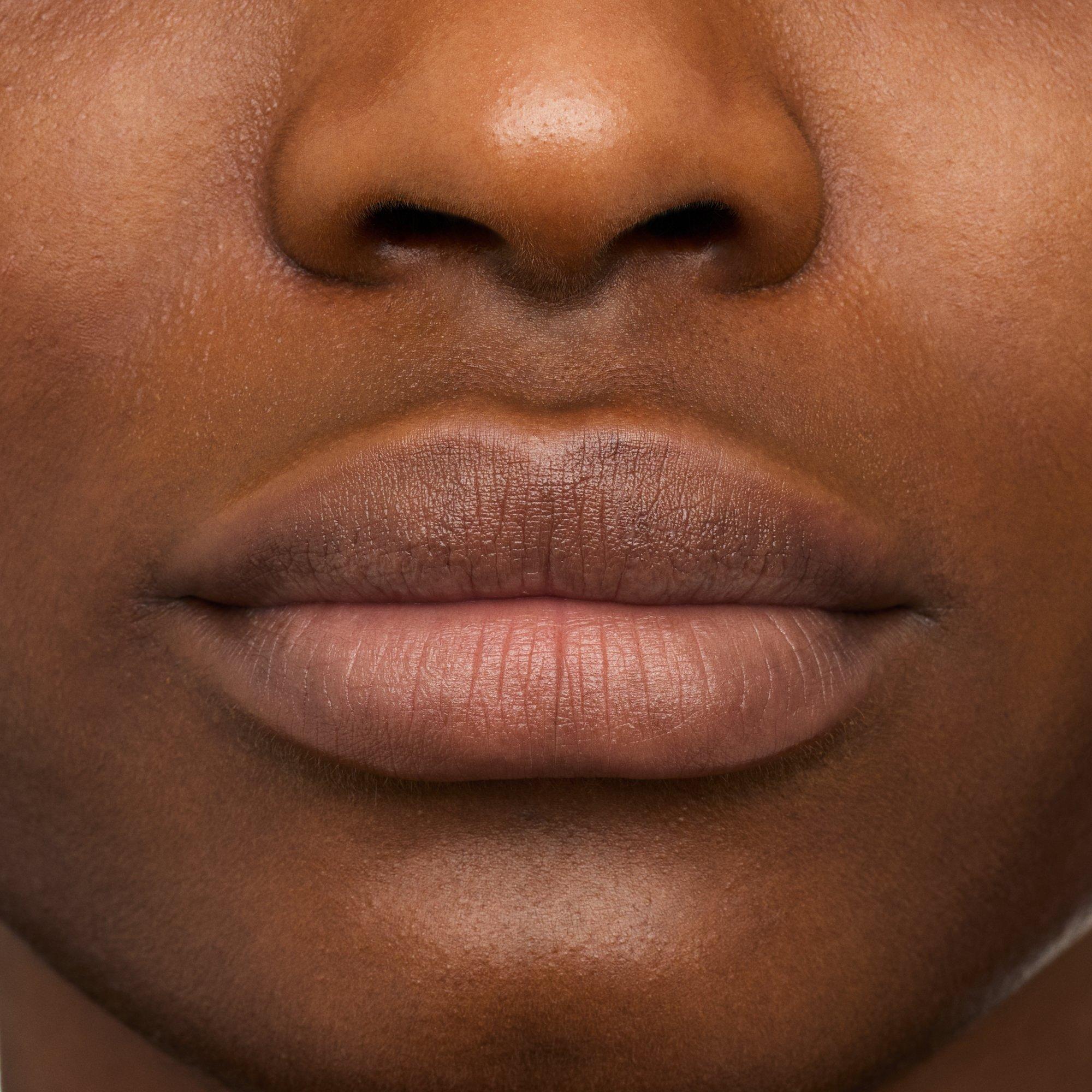 GLOSSY GLAZE high shine lipstick