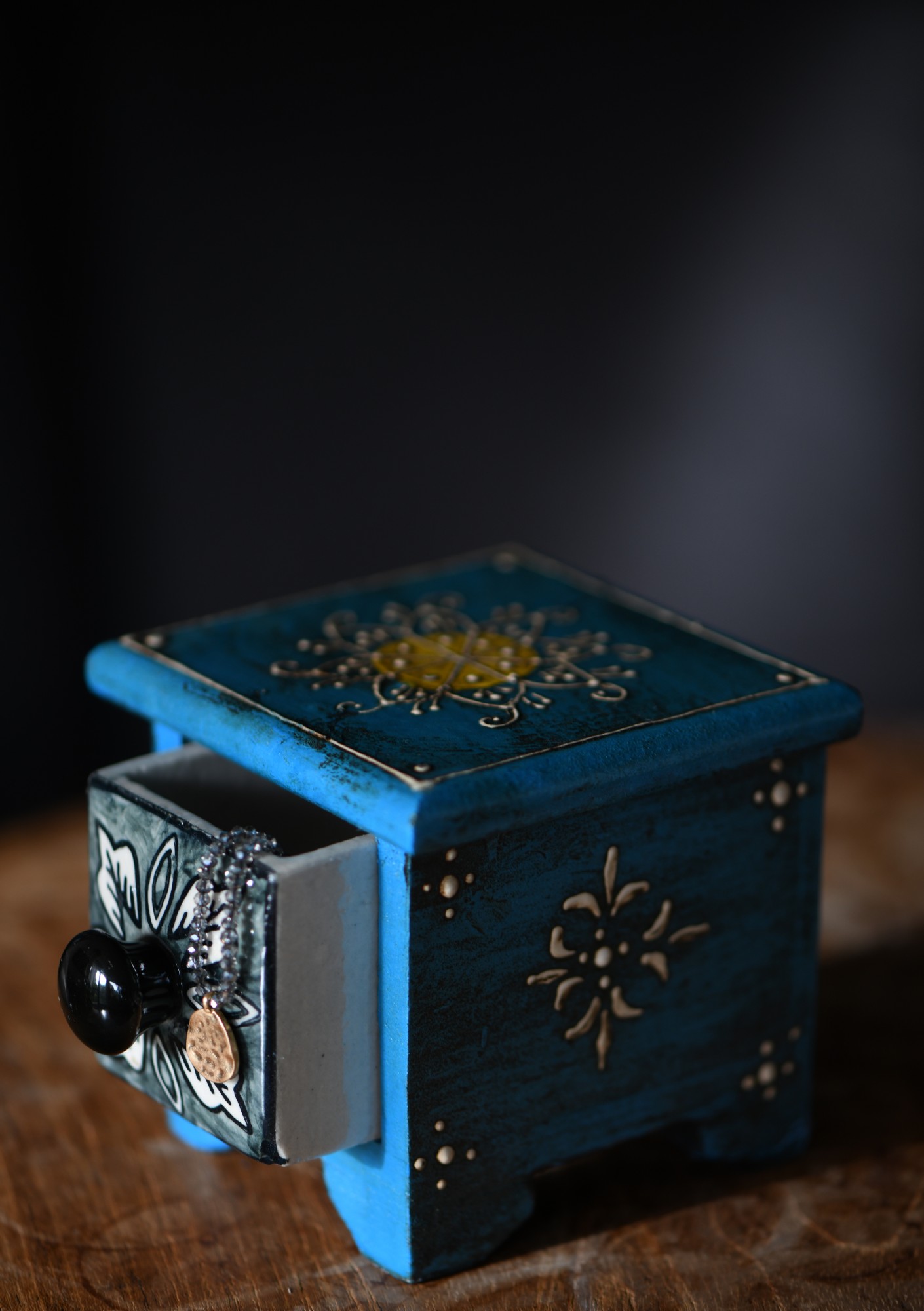 Schubladentruhe mit 1 Schublade, blau/schwarz, L 10 cm, B 10 cm, H 9 cm von fischer's lagerhaus
