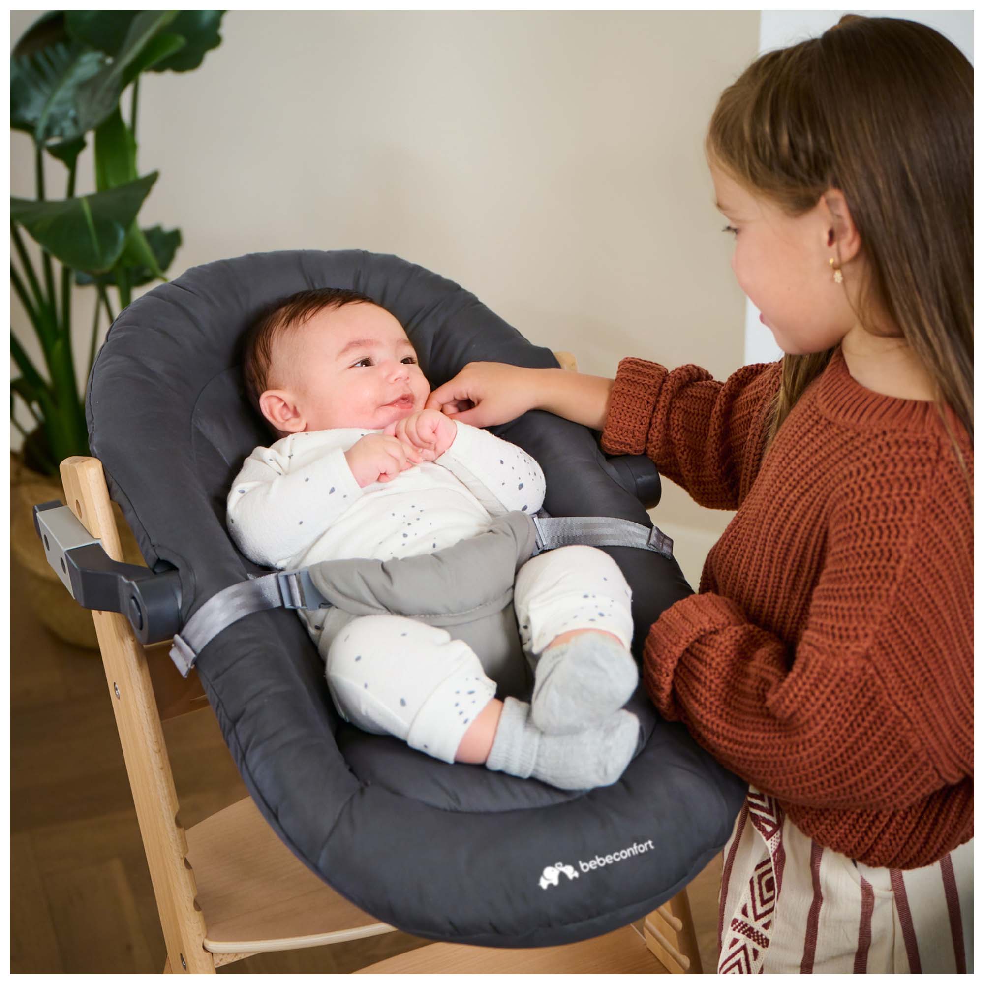 Bebeconfort 2-in-1 newbornset en wipstoel Timba Baby Mineral grijs