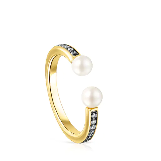 Anel Nocturne com banho de ouro 18k sobre prata, diamantes e pérolas cultivadas.