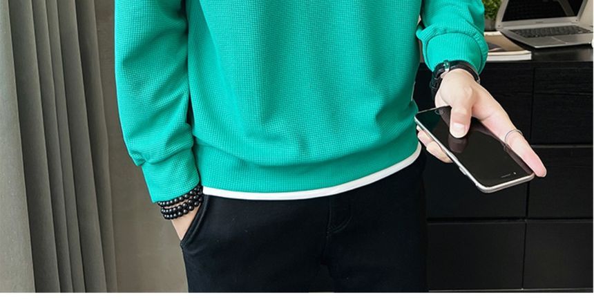 Ninine - Mock Two-Piece Crew Neck Lettering Applique Two-Tone Sweatshirt